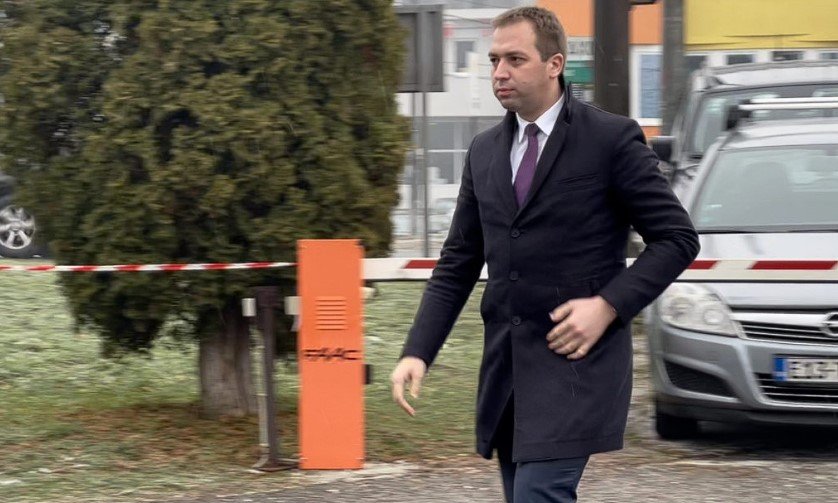 SELAK NAKON IZBORA OBRISAO OBJAVU O STUDENTIMA! Sačuvani snimci ekrana ponovo otvorili političku polemiku