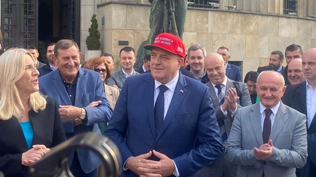 Američki mediji: Dodik iduće sedmice na MAGA skupu na Trumpovom imanju na Floridi