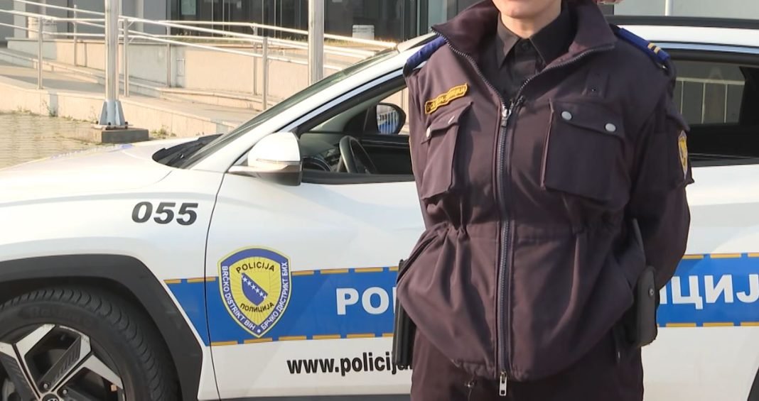 Roditelji kažnjeni jer su im djeca nakon 23 sata zatečena u ugostiteljskom objektu