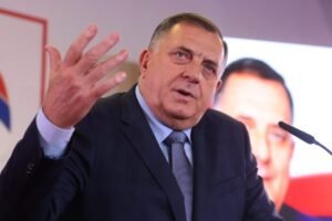 milorad-dodik-lider-snsd-a-02-scaled-1-2048x1366-1-630x420 (1)