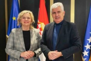 ŠTA SE DEŠAVA U PARLAMENTU