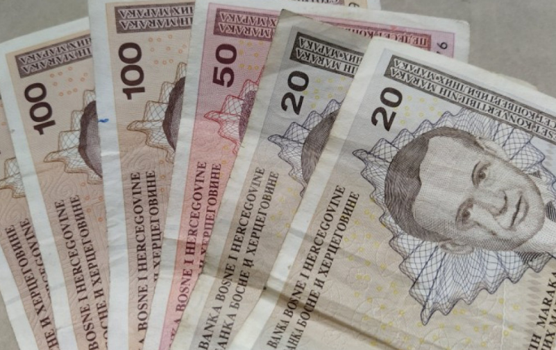 Još jednoj kategoriji u FBiH povećane penzije: Nova prava i primanja od 666,40 KM