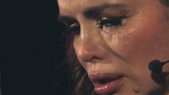 VIJEST KOJA JE POTRESLA REGION… Severina se oprašta u suzama: ‘Dragi moj, zjenico moga oka, slomio me tvoj prerani odlazak