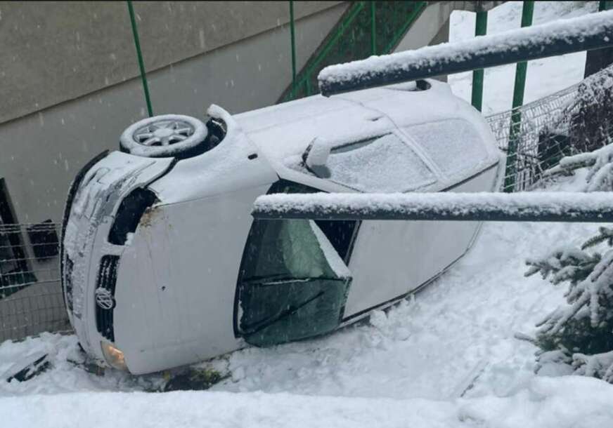 polo-se-prevrnuo2-872x610