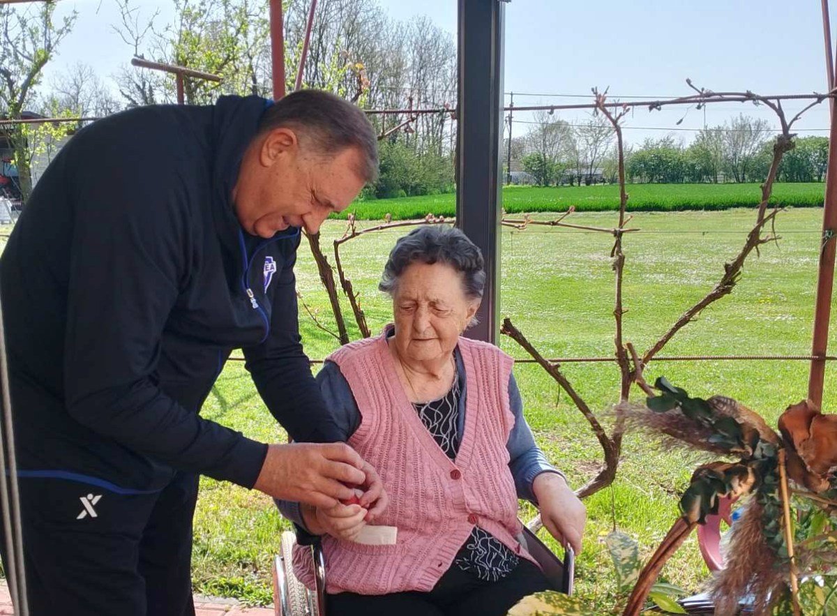 Preminula majka Milorada Dodika, bila u teškom zdravstvenom stanju