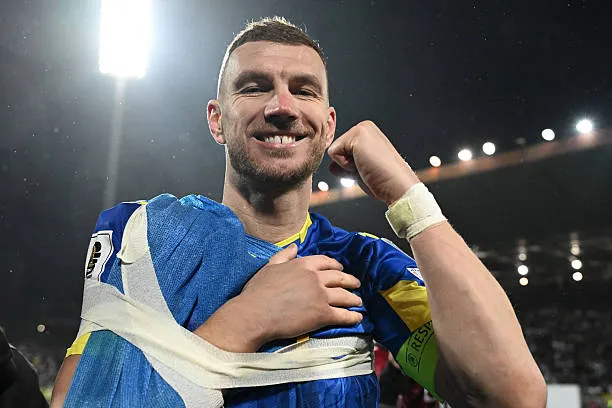 zenica-bosnia-and-herzegovina-edin-dzeko-of-bosnia-herzegovina-celebrates-during-the-fifa